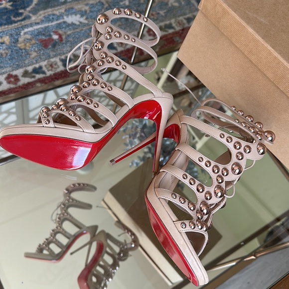 Authentic Christian Louboutin heels - Picture 3 of 16